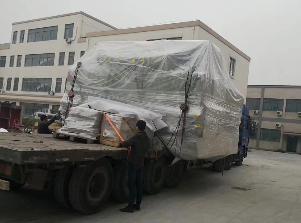 500噸閉式雙曲軸精密沖床發(fā)貨